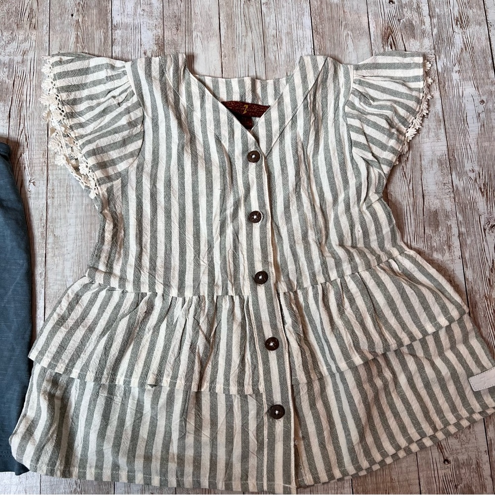 ❤️Assorted dresses and separates - Picture 9 of 12